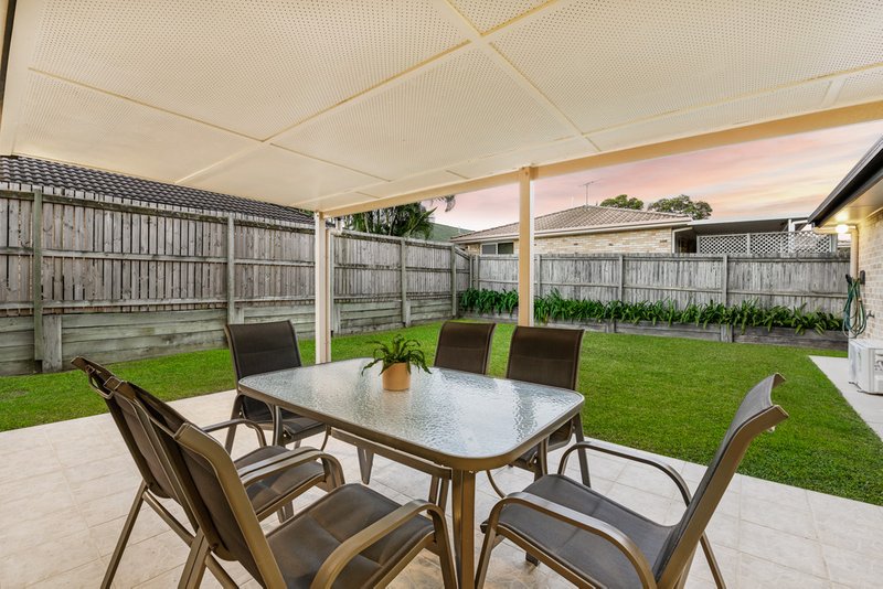 Photo - 10 Murchison Court, Murrumba Downs QLD 4503 - Image 7