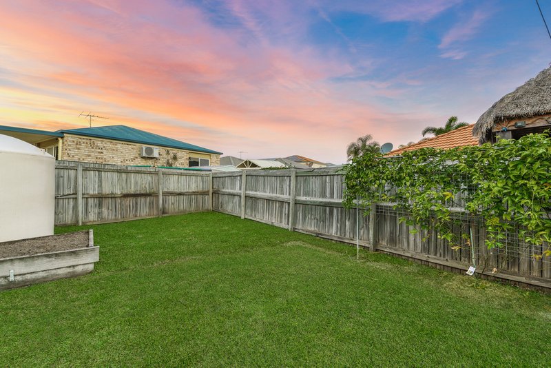 Photo - 10 Murchison Court, Murrumba Downs QLD 4503 - Image 11