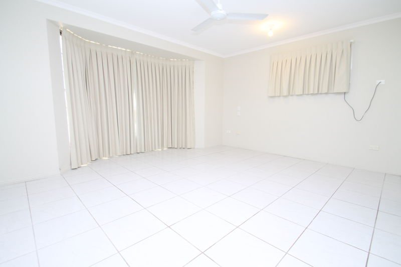 Photo - 10 Myrtle Court, Kin Kora QLD 4680 - Image 8