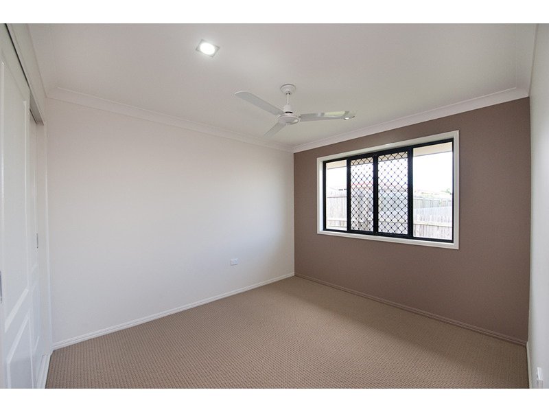 Photo - 10 Nagle Drive, Norman Gardens QLD 4701 - Image 16