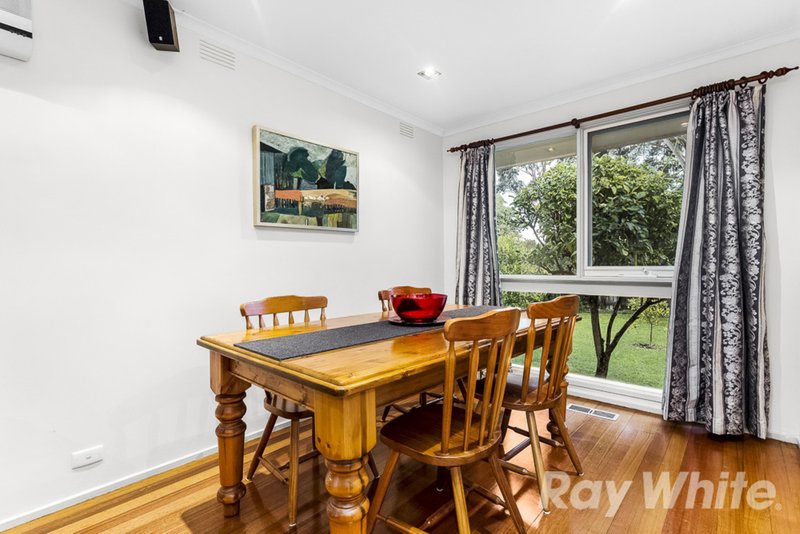 Photo - 10 Nash Drive, Mulgrave VIC 3170 - Image 4