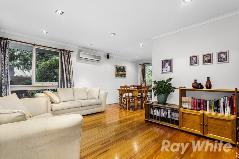 Photo - 10 Nash Drive, Mulgrave VIC 3170 - Image 5