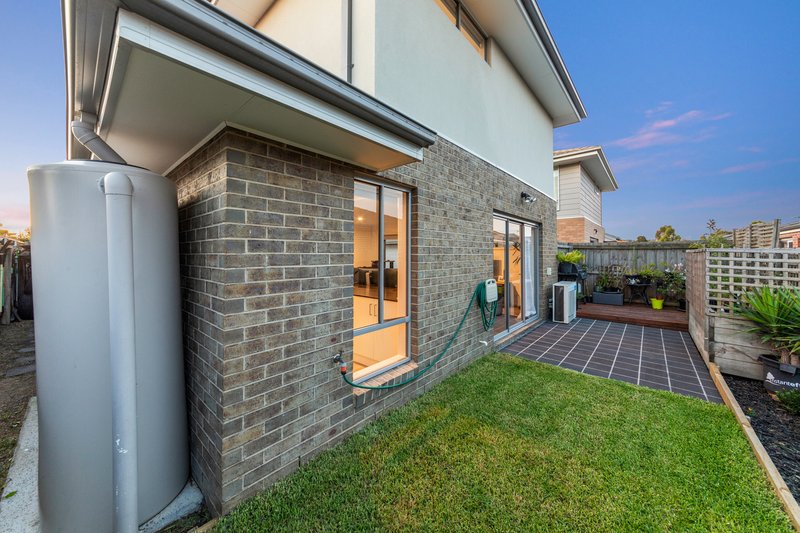 Photo - 10 Nemo Street, Pakenham VIC 3810 - Image 14