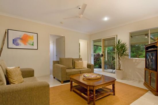 Photo - 10 Neroli Street, Palmwoods QLD 4555 - Image 3