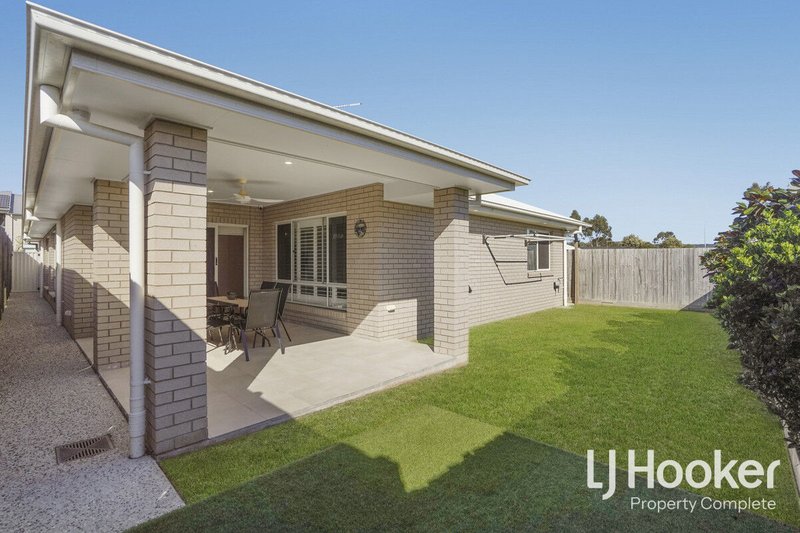 Photo - 10 Neumann Drive, Yarrabilba QLD 4207 - Image 5