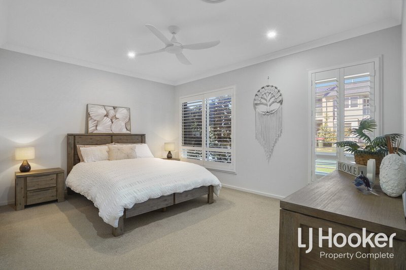 Photo - 10 Neumann Drive, Yarrabilba QLD 4207 - Image 13