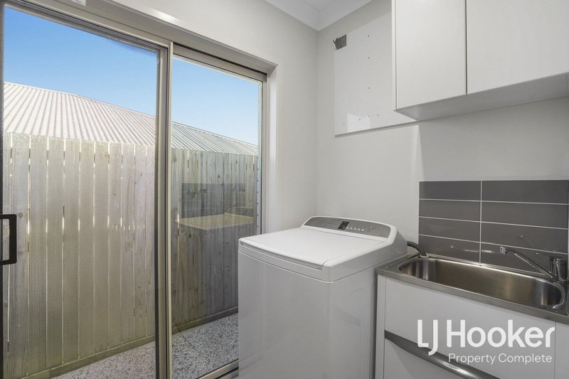 Photo - 10 Neumann Drive, Yarrabilba QLD 4207 - Image 19