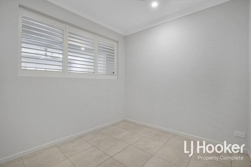 Photo - 10 Neumann Drive, Yarrabilba QLD 4207 - Image 20