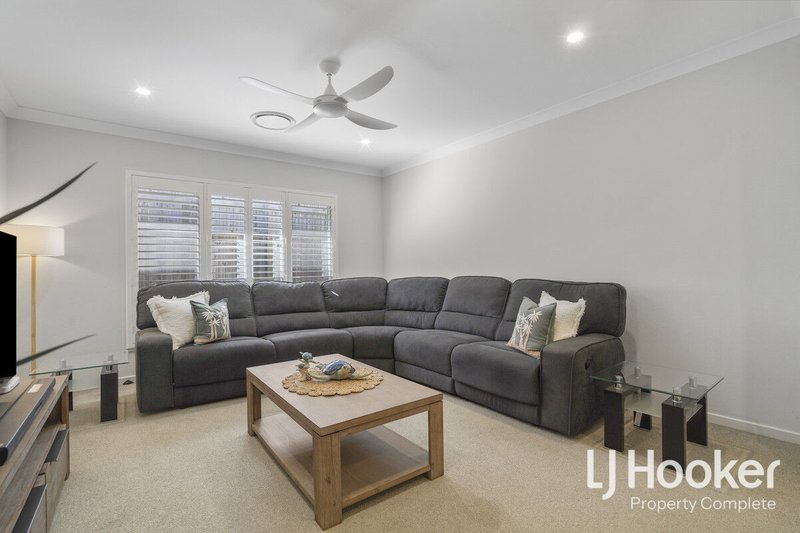 Photo - 10 Neumann Drive, Yarrabilba QLD 4207 - Image 21