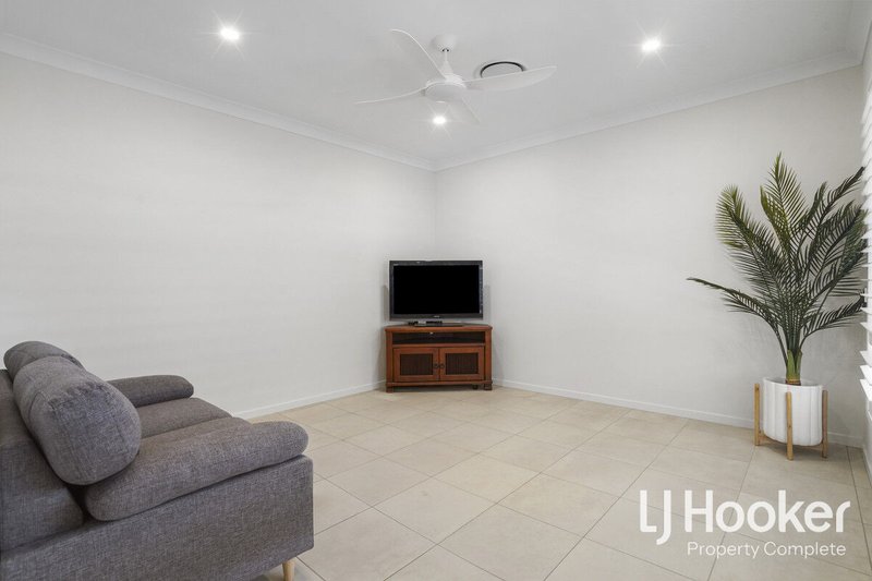 Photo - 10 Neumann Drive, Yarrabilba QLD 4207 - Image 22