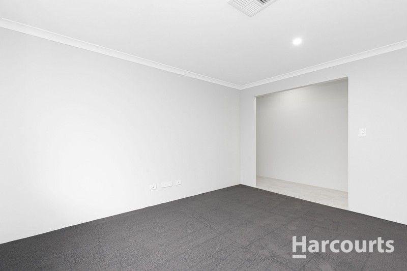 Photo - 10 Newport Street, Ridgewood WA 6030 - Image 12