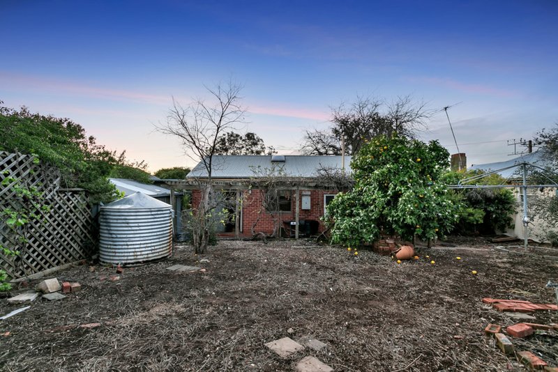 Photo - 10 Newton Terrace, Enfield SA 5085 - Image 11