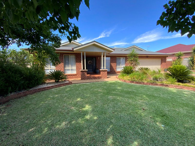 10 Nicholls Street, Griffith NSW 2680