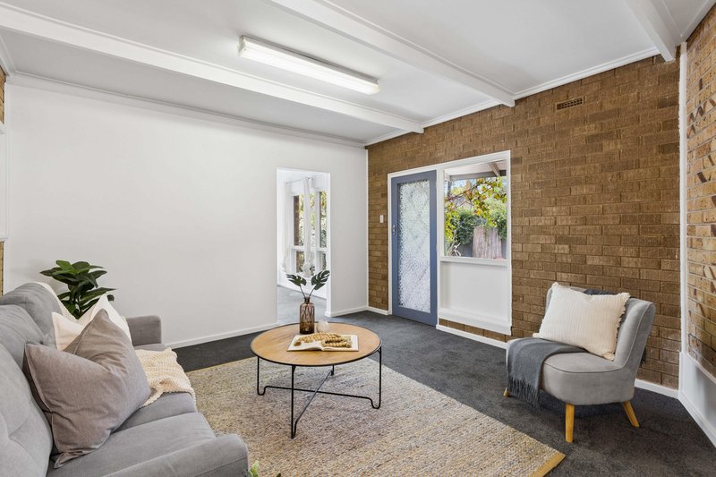 Photo - 10 Norfolk Avenue, Valley View SA 5093 - Image 9