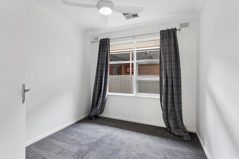 Photo - 10 Norfolk Avenue, Valley View SA 5093 - Image 11