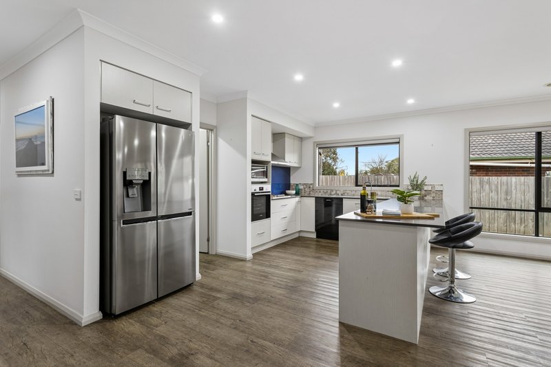 Photo - 10 Norfolk Close, Somerville VIC 3912 - Image 3