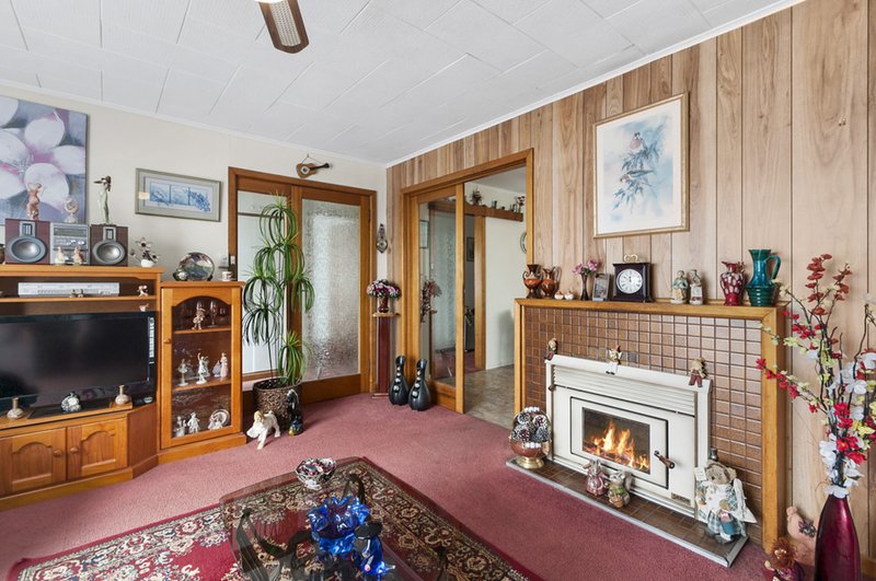 Photo - 10 Norman Circle, Glenorchy TAS 7010 - Image 8