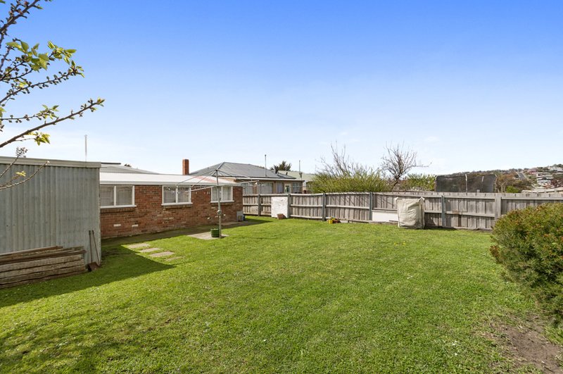 Photo - 10 Norman Circle, Glenorchy TAS 7010 - Image 16