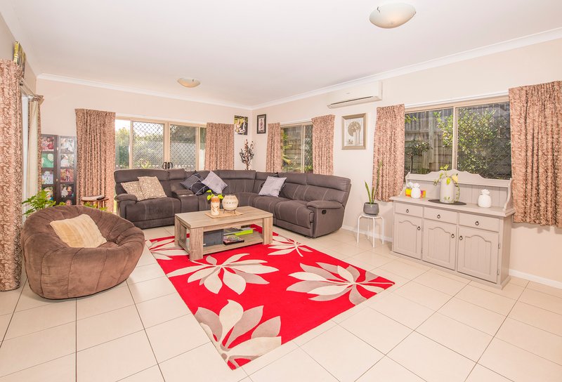 Photo - 10 Normanton Close, Rosewood QLD 4340 - Image 6