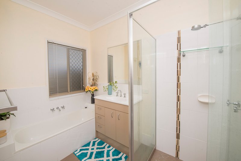 Photo - 10 Normanton Close, Rosewood QLD 4340 - Image 13