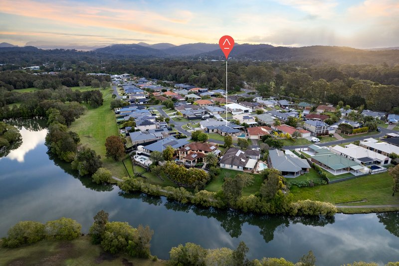 Photo - 10 Northlakes Drive, Elanora QLD 4221 - Image 20