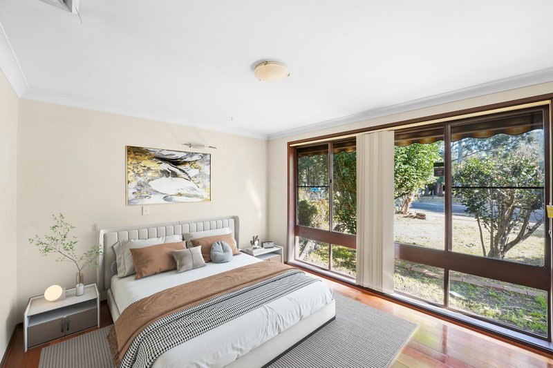 Photo - 10 Norton Avenue, Chipping Norton NSW 2170 - Image 6