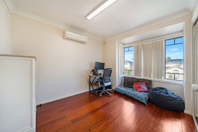 Photo - 10 Nutmeg Close, Casula NSW 2170 - Image 13
