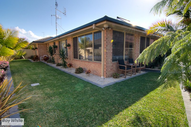 Photo - 10 Nuwarra Circuit, Forster NSW 2428 - Image 8