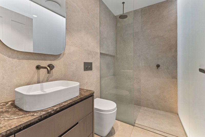 Photo - 10 Oak Street, North Sydney NSW 2060 - Image 9
