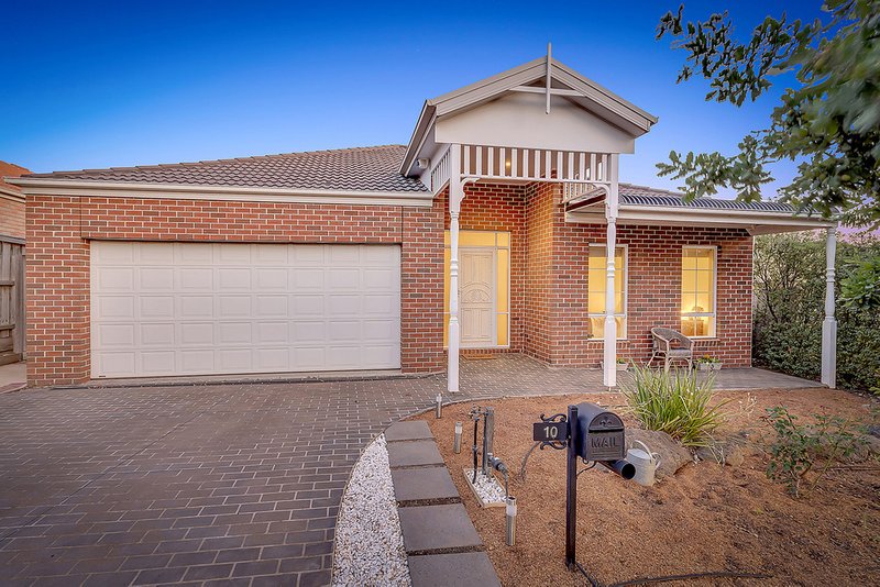 10 Oakville Place, Craigieburn VIC 3064