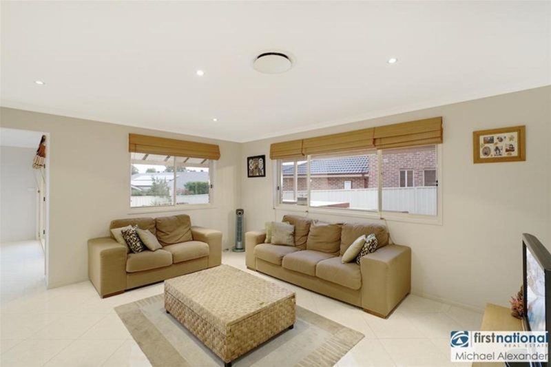 Photo - 10 Oatley Circuit, Harrington Park NSW 2567 - Image 6