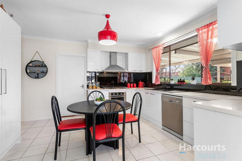 Photo - 10 Oberon Boulevard, Campbellfield VIC 3061 - Image 3