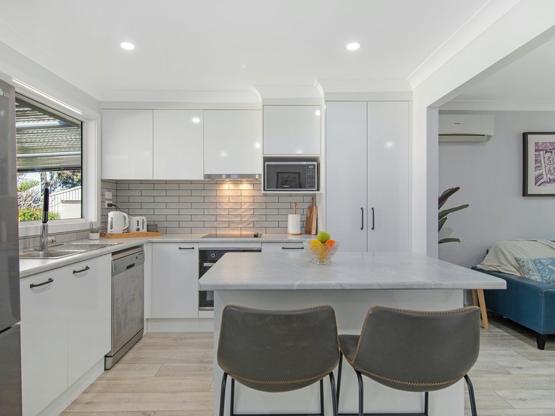 Photo - 10 Odette Avenue, Gorokan NSW 2263 - Image 5