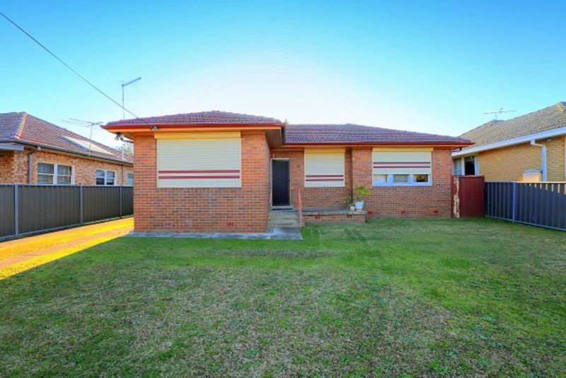 10 Ogmore Court, Bankstown NSW 2200