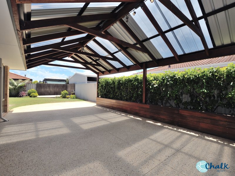 Photo - 10 Okehampton Road, Warnbro WA 6169 - Image 3