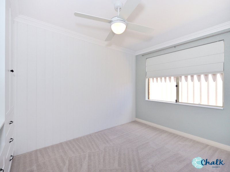 Photo - 10 Okehampton Road, Warnbro WA 6169 - Image 11