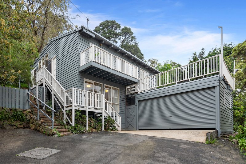 10 Olivette Avenue, Upper Ferntree Gully VIC 3156