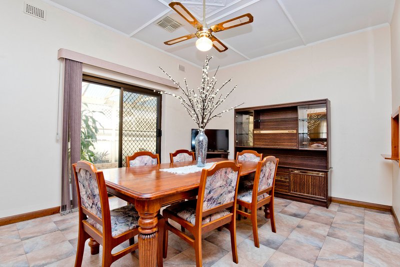 Photo - 10 Olveston Avenue, Beverley SA 5009 - Image 5