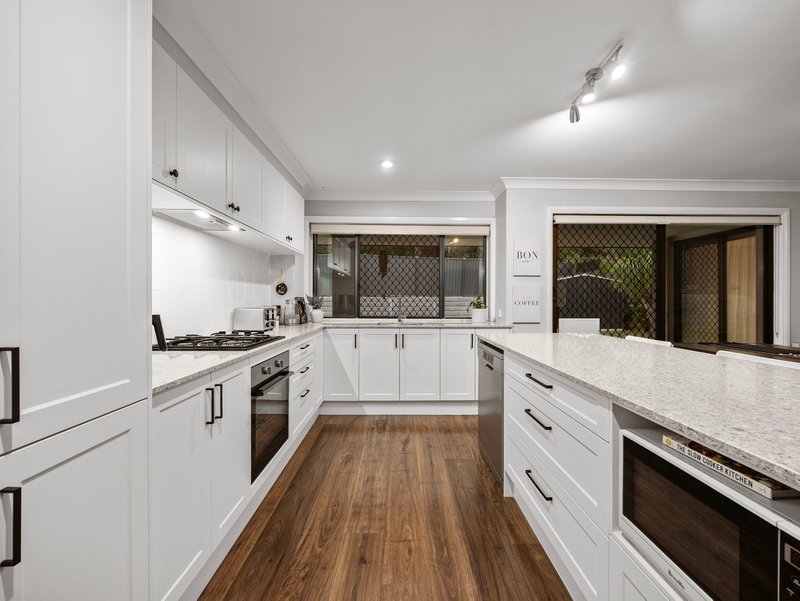 Photo - 10 O'Malley Street, Bundamba QLD 4304 - Image 1