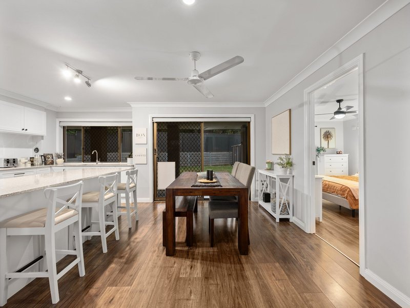 Photo - 10 O'Malley Street, Bundamba QLD 4304 - Image 3