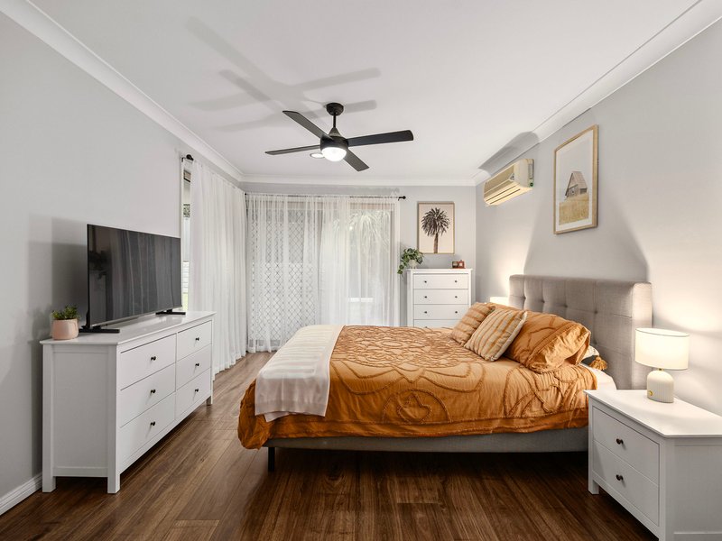 Photo - 10 O'Malley Street, Bundamba QLD 4304 - Image 4