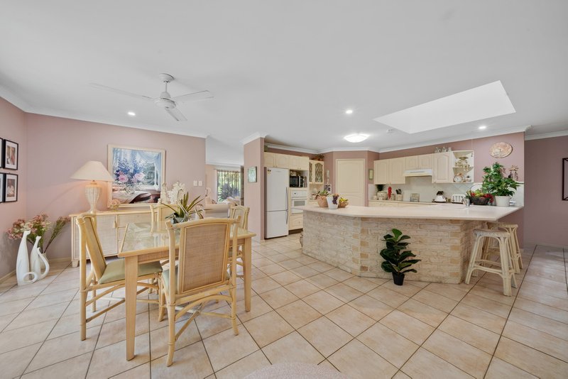 Photo - 10 Ophelia Crescent, Eatons Hill QLD 4037 - Image 10