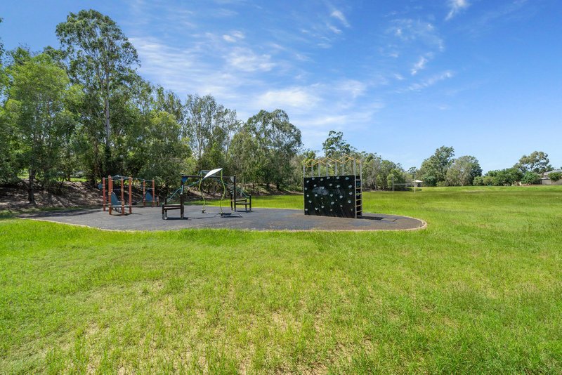 Photo - 10 Ophelia Crescent, Eatons Hill QLD 4037 - Image 17