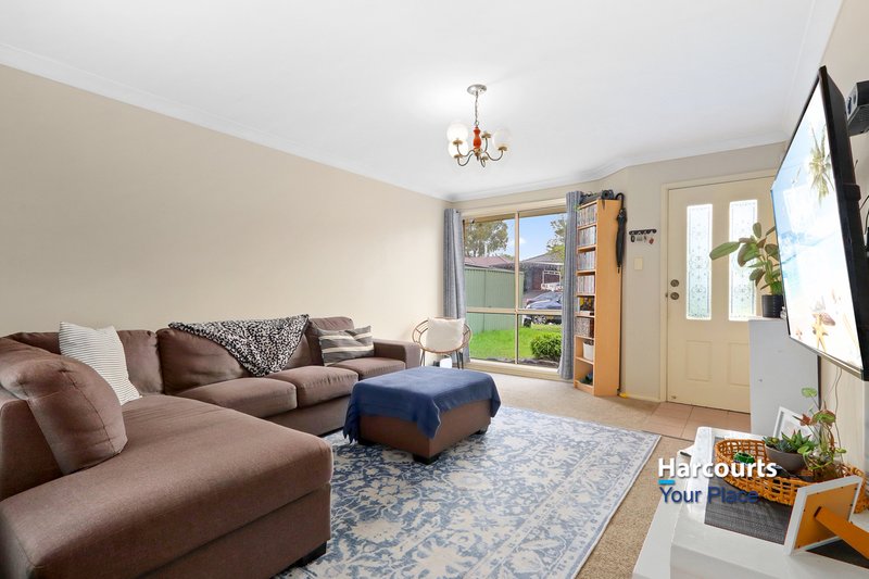 Photo - 10 Ophelia Place, Oakhurst NSW 2761 - Image 2