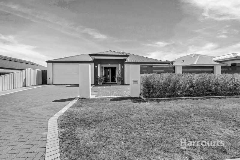 10 Orelia Street, Madora Bay WA 6210