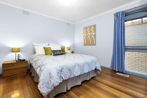 Photo - 10 Orloff Close, Clayton South VIC 3169 - Image 5