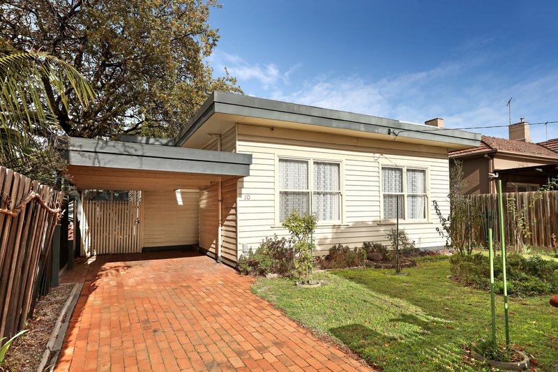 Photo - 10 Osborne Close, Brighton VIC 3186 - Image 2