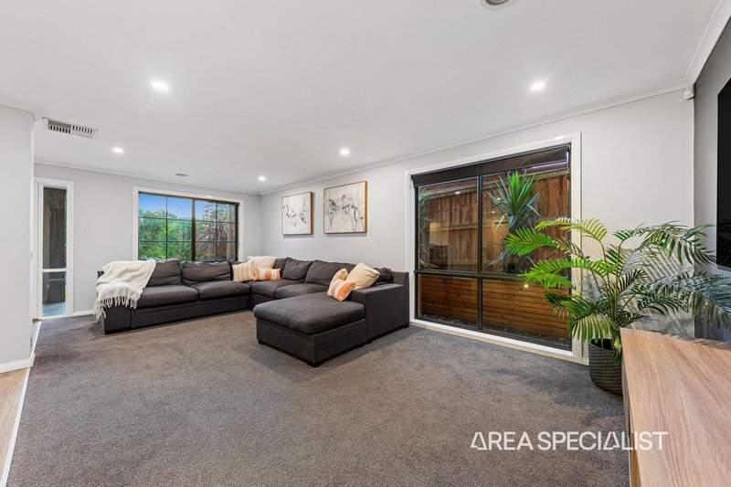 Photo - 10 Overland Rise, Pakenham VIC 3810 - Image 30