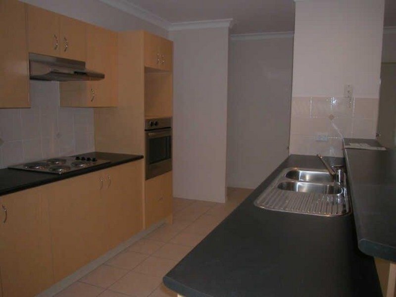 Photo - 10 Oxley Place, Drewvale QLD 4116 - Image 2