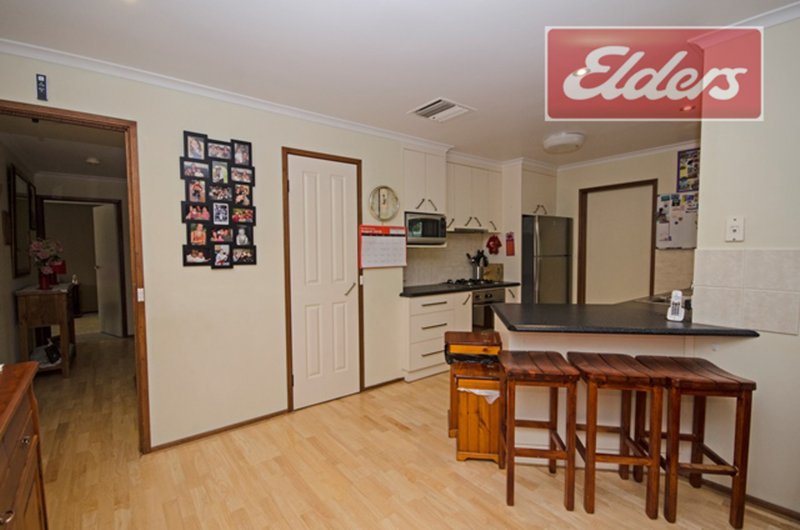 Photo - 10 Page Court, Wodonga VIC 3690 - Image 4